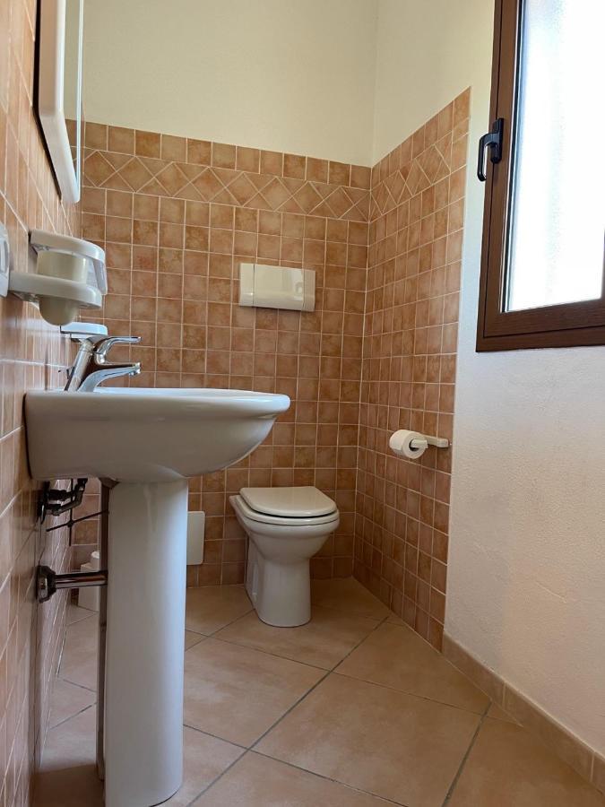 Casa Vacanza la Suaredda San Teodoro  Exterior foto
